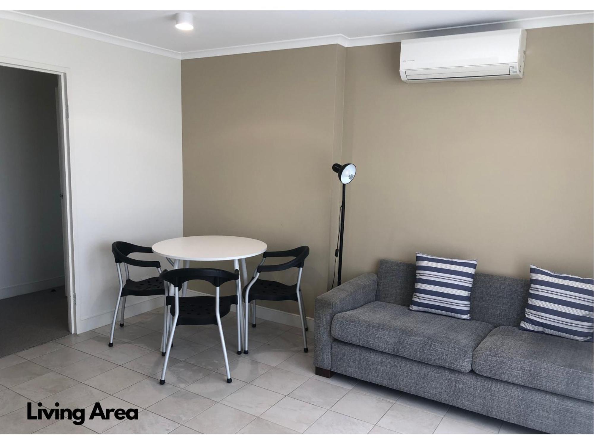 Base Holidays - Ettalong Beach Premium Apartments Exterior photo